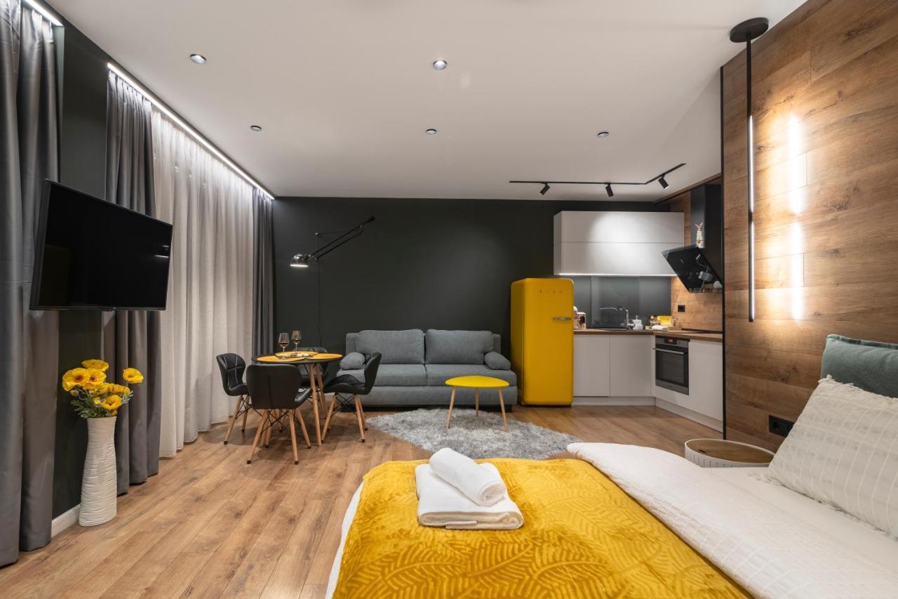 Enjoy Studio Warna Exterior foto
